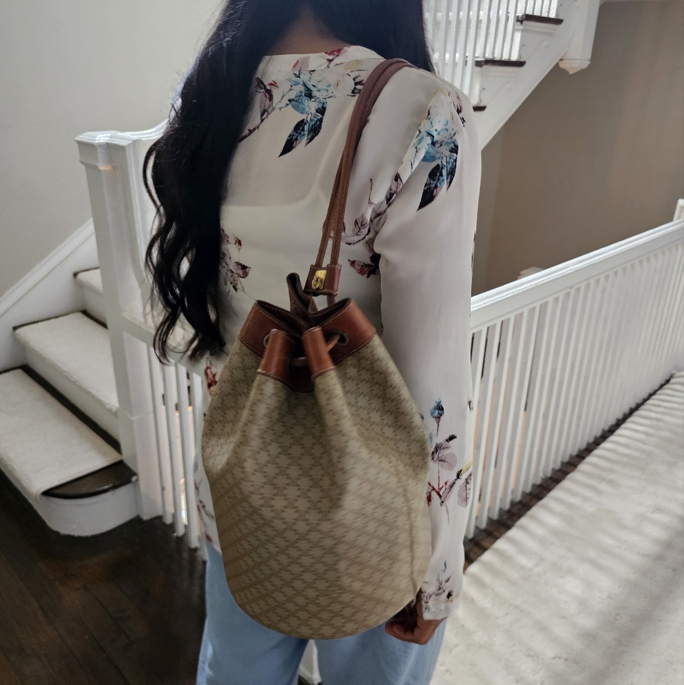 Celine Triomphe Vintage Bucket Backpack - Picture 14 of 15